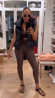Tia Mowry feet photo thumbnail
