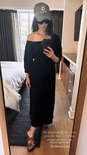 Abigail Spencer feet photo thumbnail