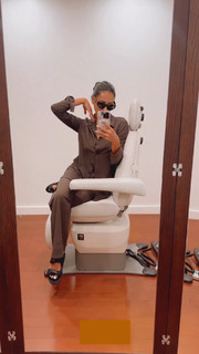 Shay Mitchell feet photo thumbnail
