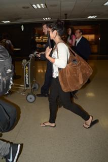 Vanessa Hudgens feet photo thumbnail