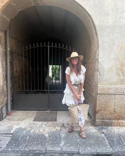Lisa Snowdon feet photo thumbnail