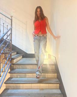 Lisa Snowdon feet photo thumbnail