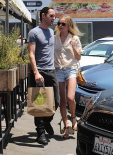 Kate Bosworth feet photo thumbnail