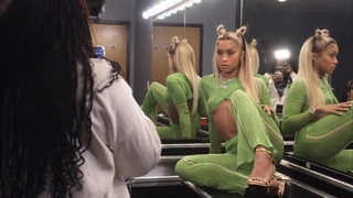 Jilly Anais feet photo thumbnail