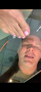 Kyle Unfug feet photo thumbnail