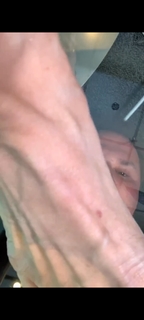 Kyle Unfug feet photo thumbnail