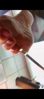 Kyle Unfug feet photo thumbnail