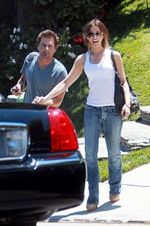 Kate Beckinsale feet photo thumbnail