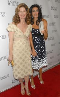Dana Delany feet photo thumbnail