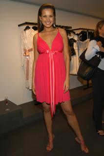 Petra Nemcova feet photo thumbnail