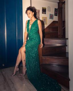 Taapsee Pannu feet photo thumbnail