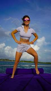 Amanda Cerny feet photo thumbnail