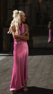 Nastia Liukin feet photo thumbnail