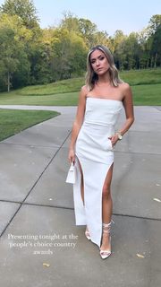 Kristin Cavallari feet photo thumbnail