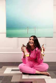 Sonam Kapoor feet photo thumbnail