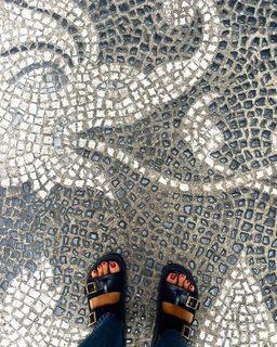 Federica Fontana feet photo thumbnail