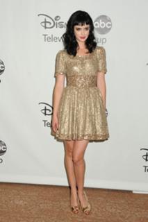 Krysten Ritter feet photo thumbnail