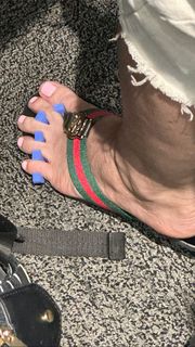 Kyle Unfug feet photo thumbnail