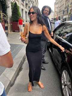 Eiza González feet photo thumbnail