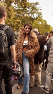 Zaira Nara feet photo thumbnail