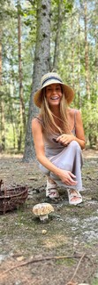 Malgorzata Rozenek feet photo thumbnail