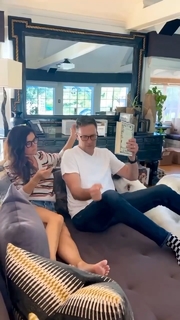Tiffani Thiessen feet photo thumbnail
