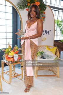 Kelly Rowland feet photo thumbnail