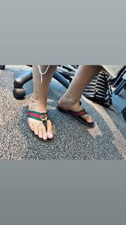 Kyle Unfug feet photo thumbnail