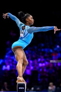 Simone Biles feet photo thumbnail