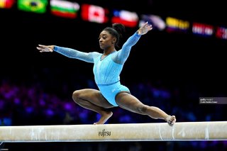 Simone Biles feet photo thumbnail