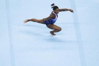 Simone Biles feet photo thumbnail