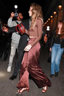 Paris Jackson feet photo thumbnail