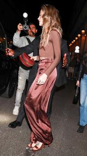 Paris Jackson feet photo thumbnail