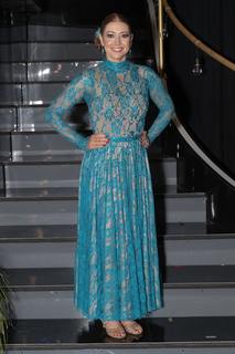 Alyson Hannigan feet photo thumbnail