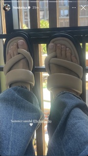 Elsa Hosk feet photo thumbnail