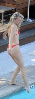 AnnaLynne McCord feet photo 5