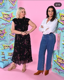 Melissa Joan Hart feet photo thumbnail
