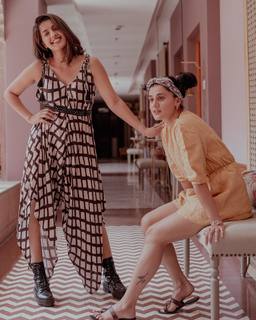 Taapsee Pannu feet photo thumbnail