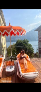 Nikki Garcia feet photo thumbnail