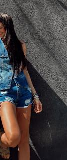 Zaira Nara feet photo thumbnail