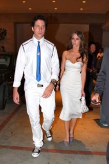 Jennifer Love Hewitt feet photo thumbnail