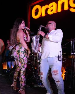 Haifa Wehbe feet photo thumbnail
