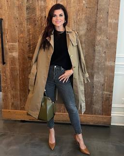 Tiffani Thiessen feet photo thumbnail