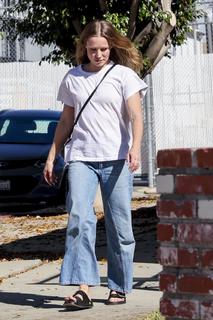 Kristen Bell feet photo thumbnail