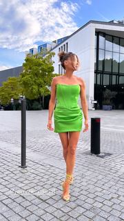 Malgorzata Rozenek feet photo thumbnail
