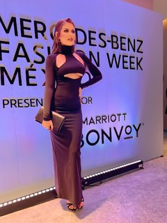 Vanessa Claudio feet photo thumbnail