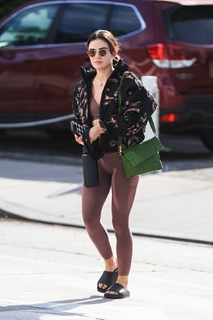 Lucy Hale feet photo thumbnail
