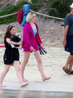 Sophie Turner feet photo thumbnail