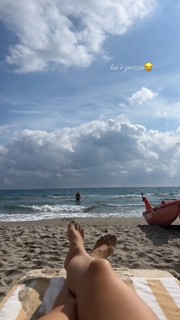 Melita Toniolo feet photo thumbnail
