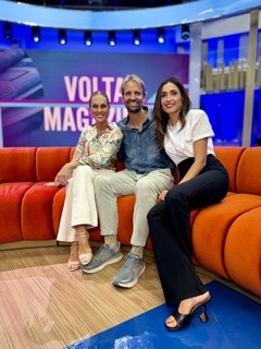Caterina Balivo feet photo thumbnail